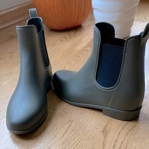 Rain booties A New Day Green